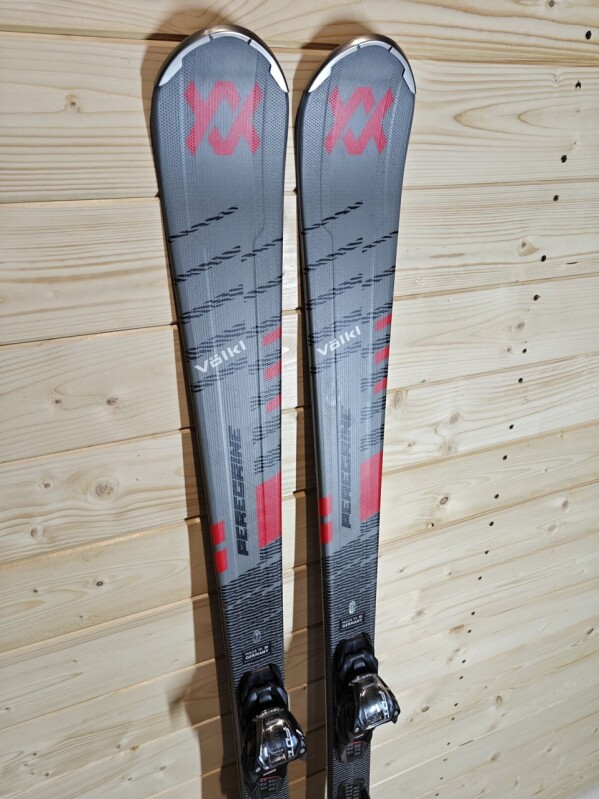 LYŽE VOLKL PEREGRINE 7.2 ANTHRAZIT 165CM --MODEL 2025--